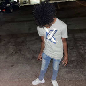 Meet your Posher, Carlos